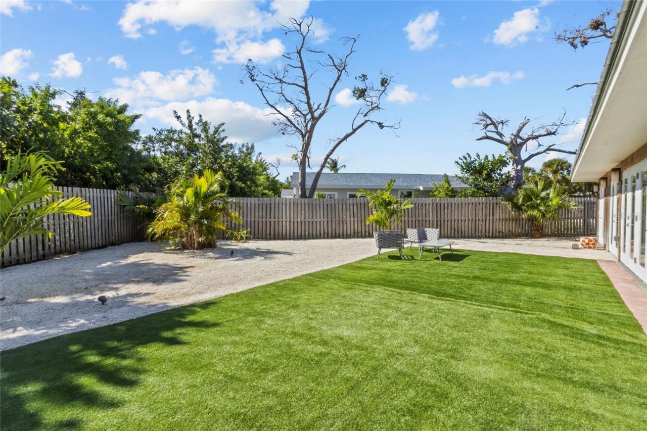 624 Saint Judes Drive, Longboat Key, FL 34228 Photo