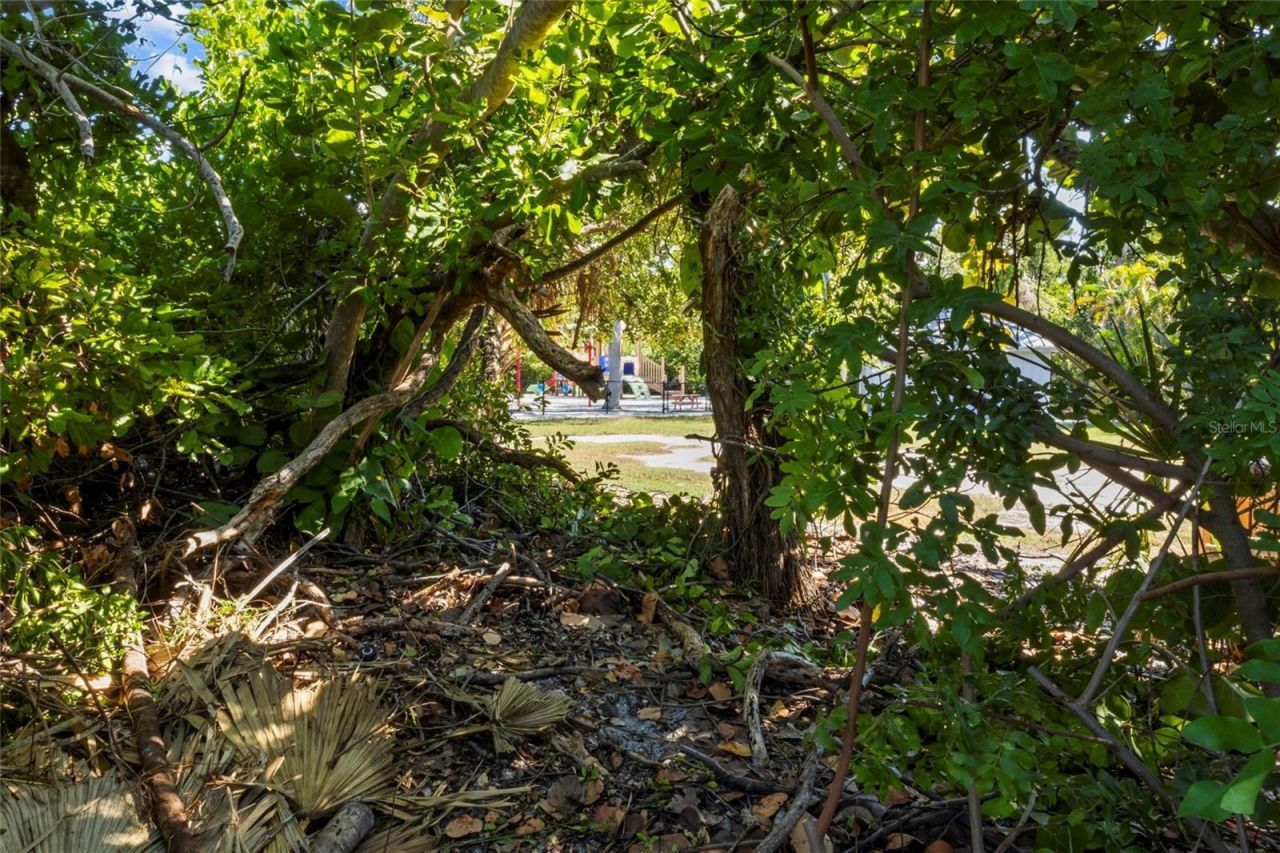 624 Saint Judes Drive, Longboat Key, FL 34228 Photo