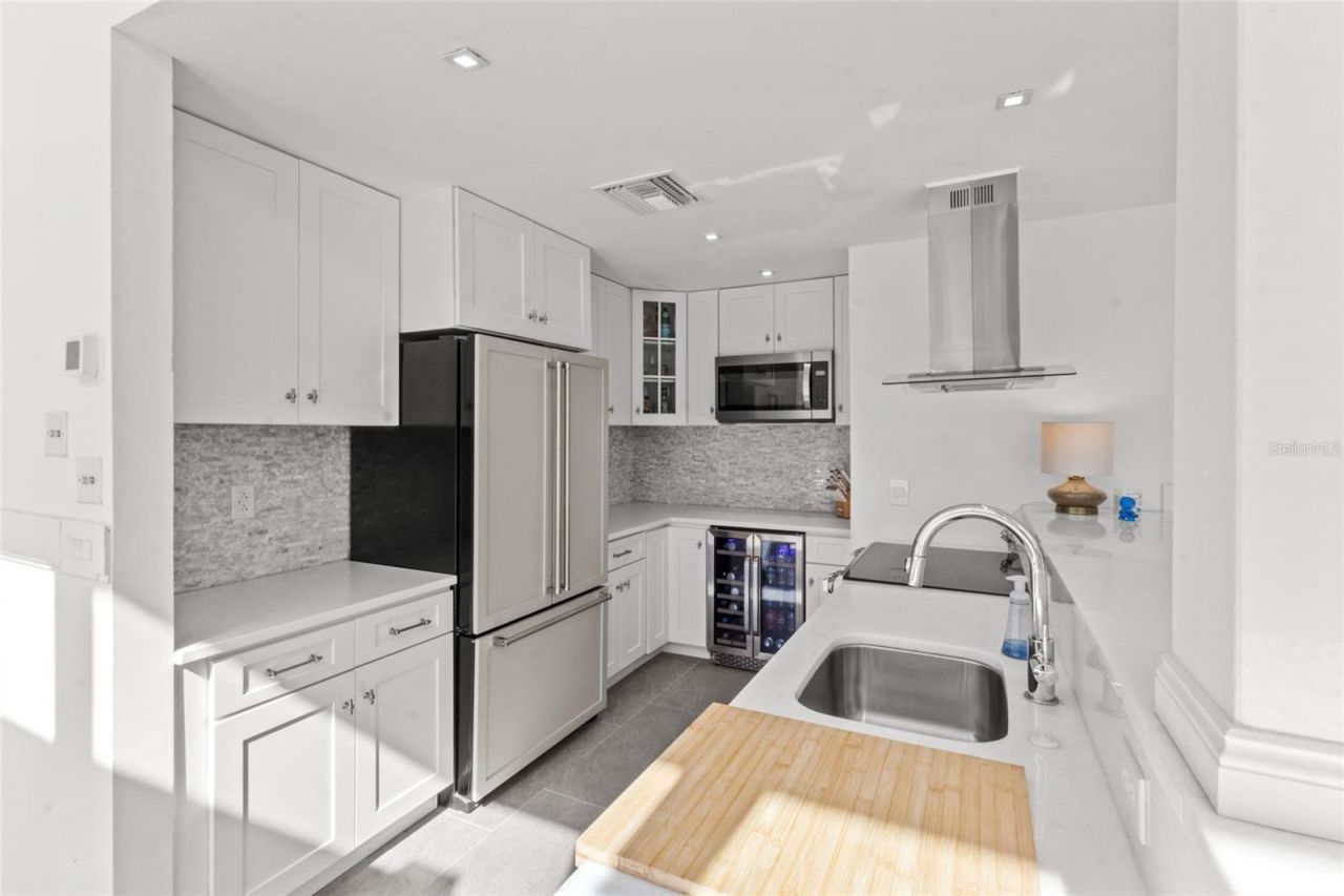 624 Saint Judes Drive, Longboat Key, FL 34228 Photo