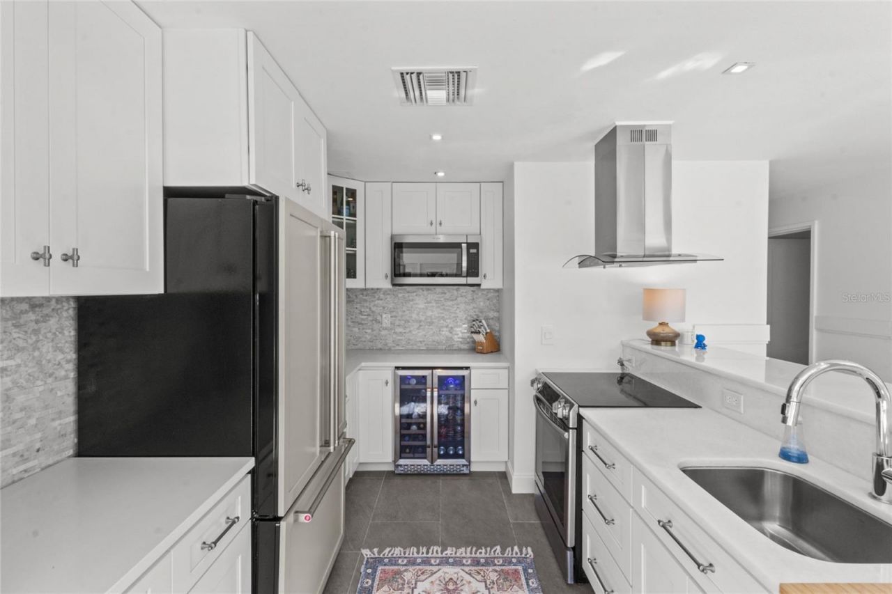 624 Saint Judes Drive, Longboat Key, FL 34228 Photo