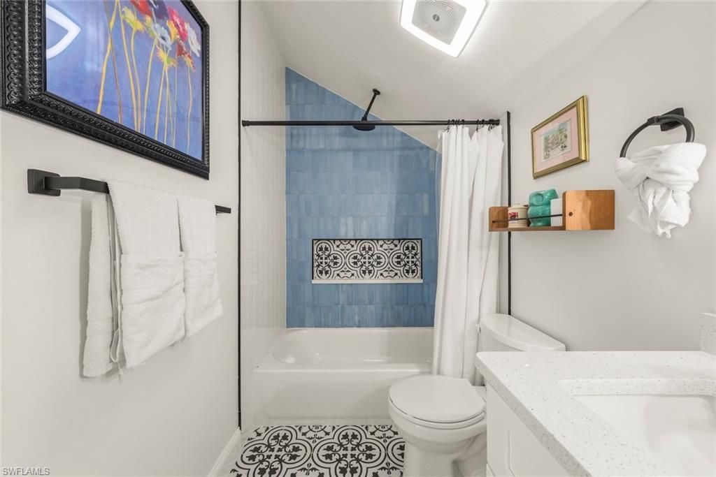 9127 Mockingbird Dr, Sanibel, FL 33957 Photo