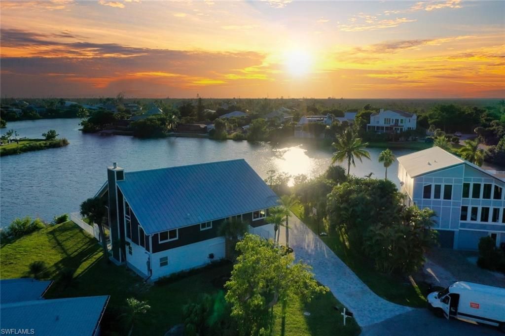 9127 Mockingbird Dr, Sanibel, FL 33957 Photo