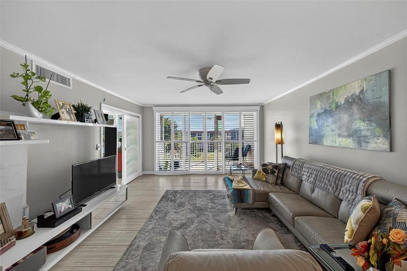 3150 NE 48th Court, Unit 410, Lighthouse Point, FL 33064 Photo