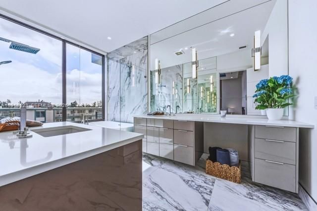 4098 NE 167 St, Unit 9, North Miami Beach, FL 33160 Photo