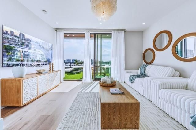 4098 NE 167 St, Unit 9, North Miami Beach, FL 33160 Photo