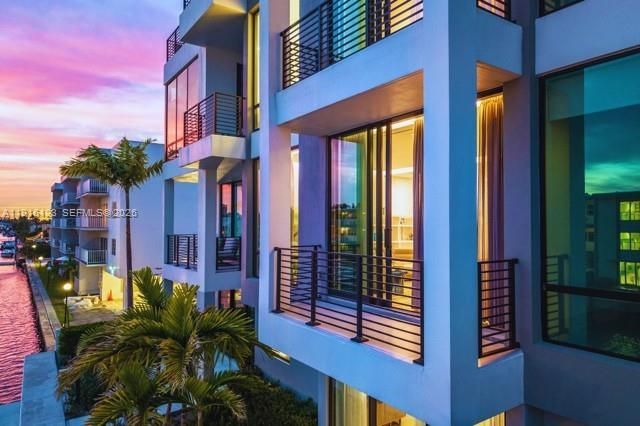 4098 NE 167 St, Unit 9, North Miami Beach, FL 33160 Photo