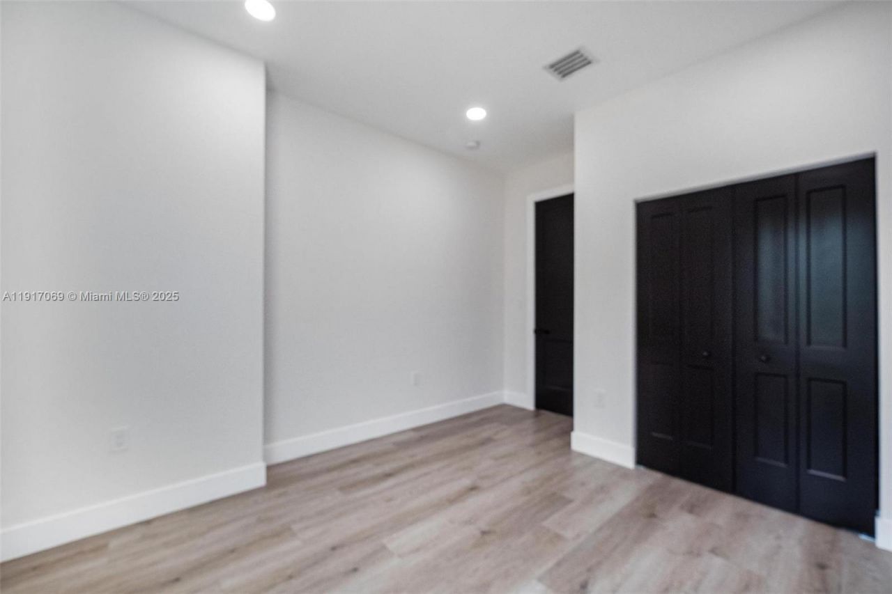 535 NW 52nd St, Miami, FL 33127 Photo