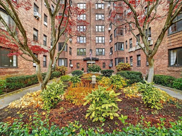 35 Parkview Avenue, Unit 6K, Bronxville, NY 10708