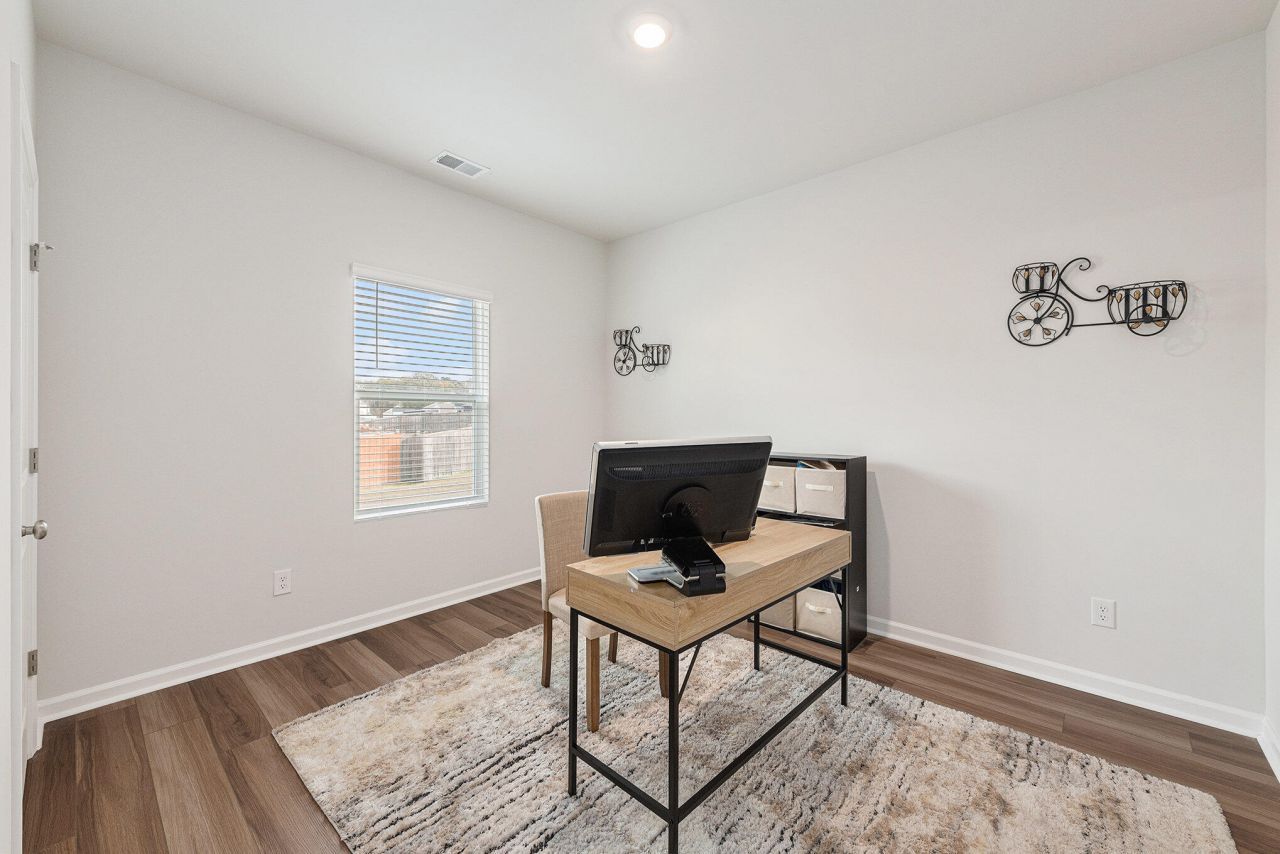 356 Gothenburg Trail Photo 9