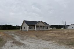 677 Winningham Road photo 4