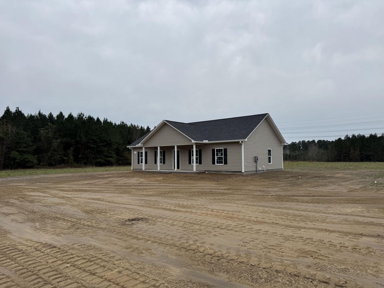 677 Winningham Road Photo 3