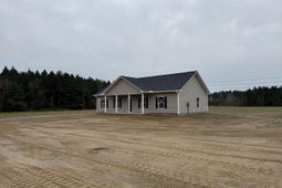 677 Winningham Road photo 4