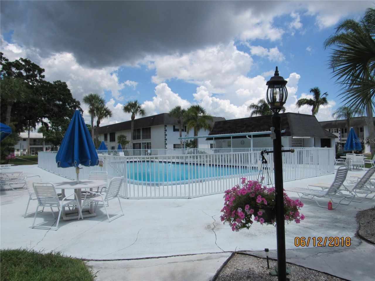 304 47th Avenue Drive W, Unit 112, Bradenton, FL 34207 Photo