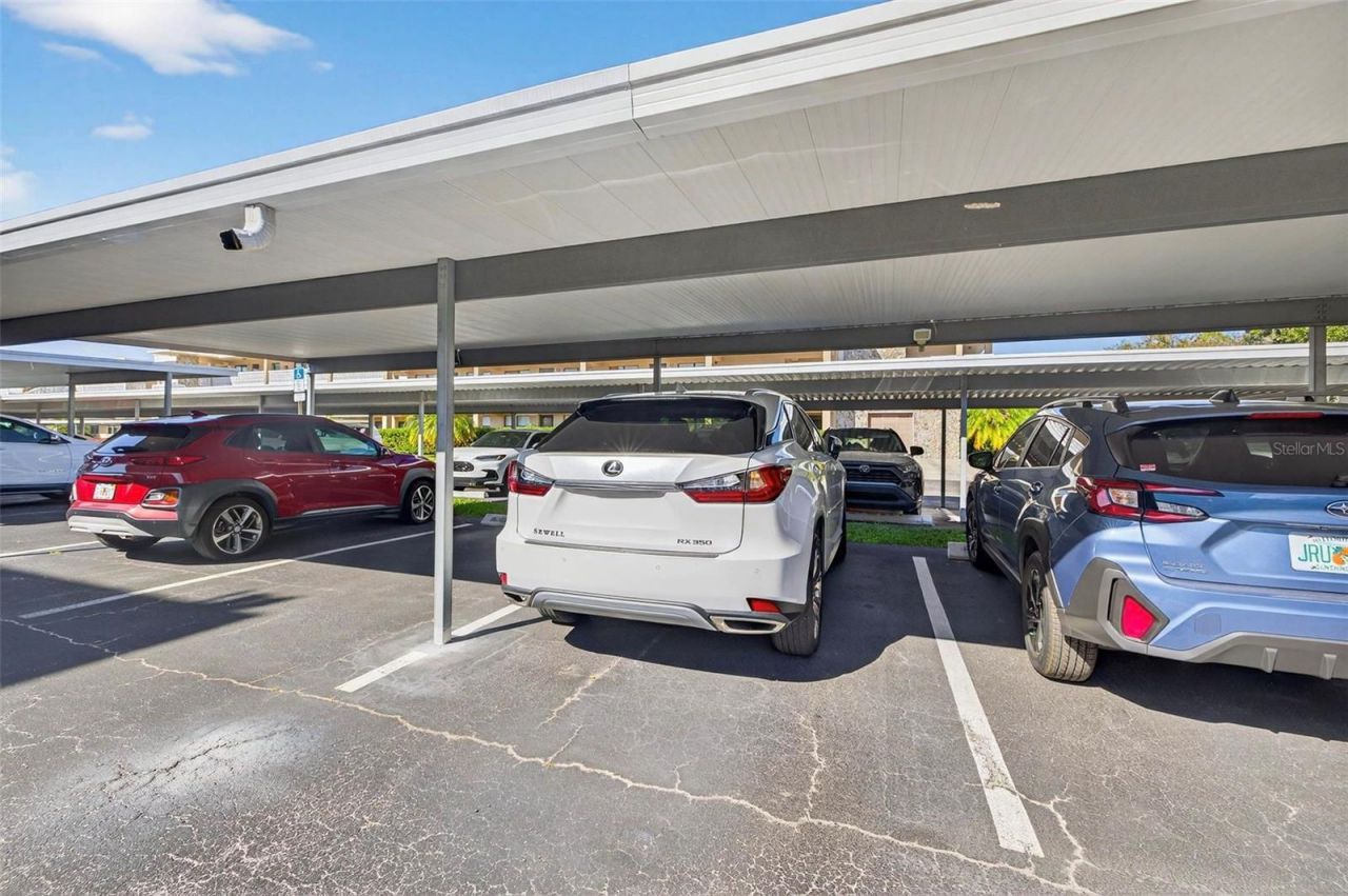 4880 Locust Street Ne, Unit 330, Saint Petersburg, FL 33703 Photo