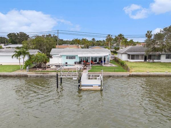 5694 OAKHURST DRIVE, SEMINOLE, FL 33772