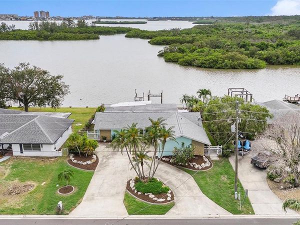 5694 OAKHURST DRIVE, SEMINOLE, FL 33772