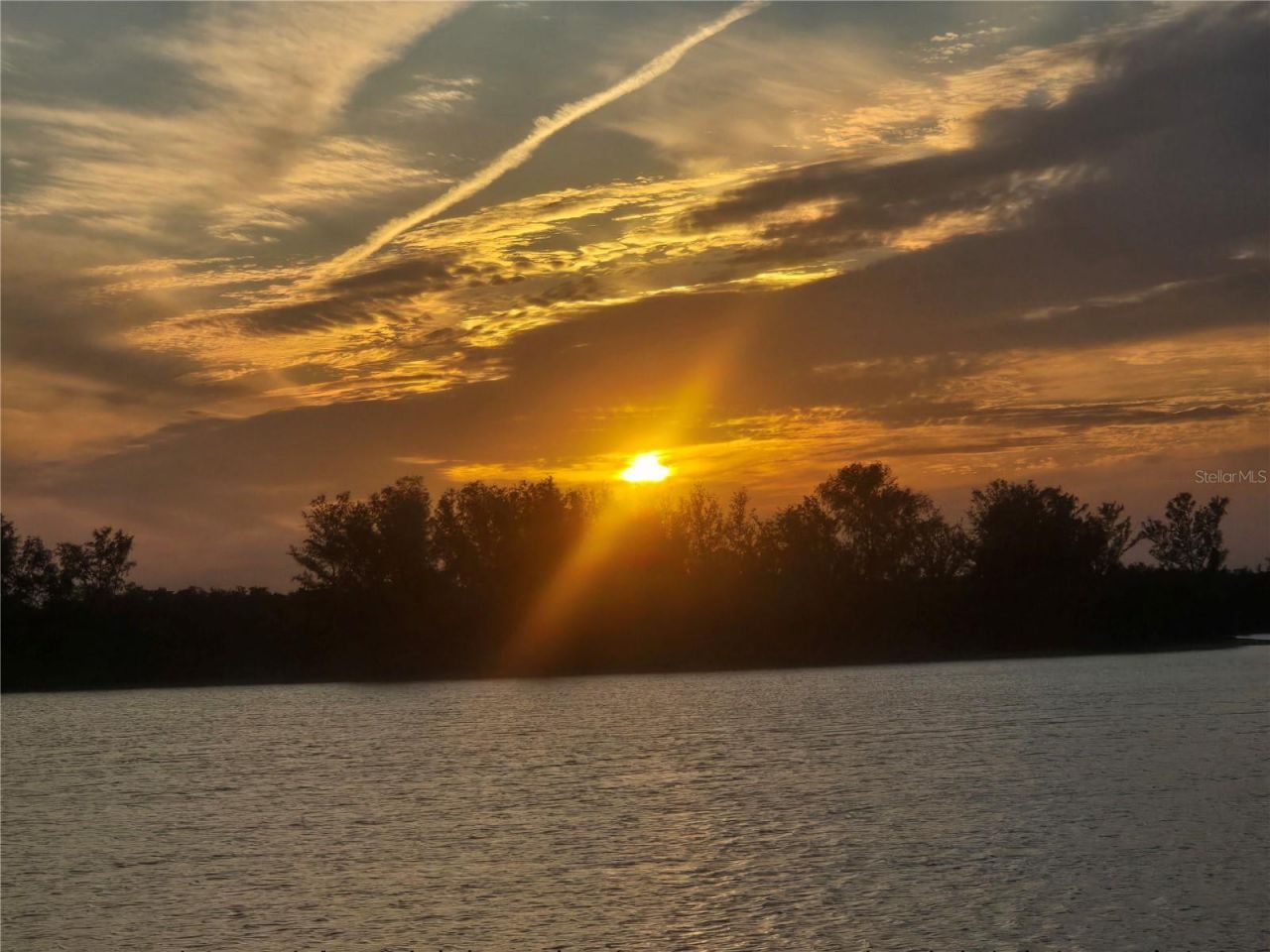 5694 Oakhurst Drive, Seminole, FL 33772 Photo