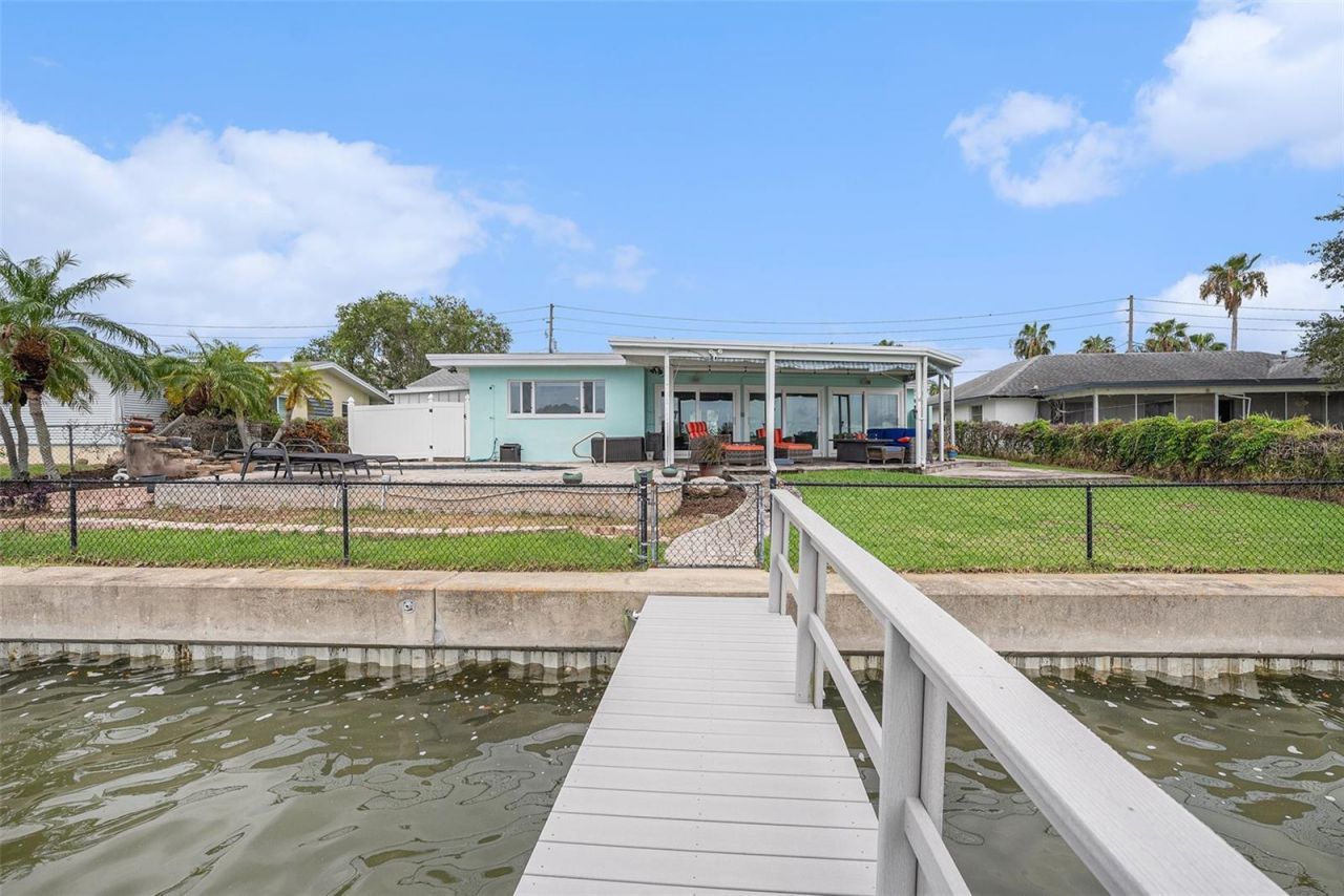 5694 Oakhurst Drive, Seminole, FL 33772 Photo