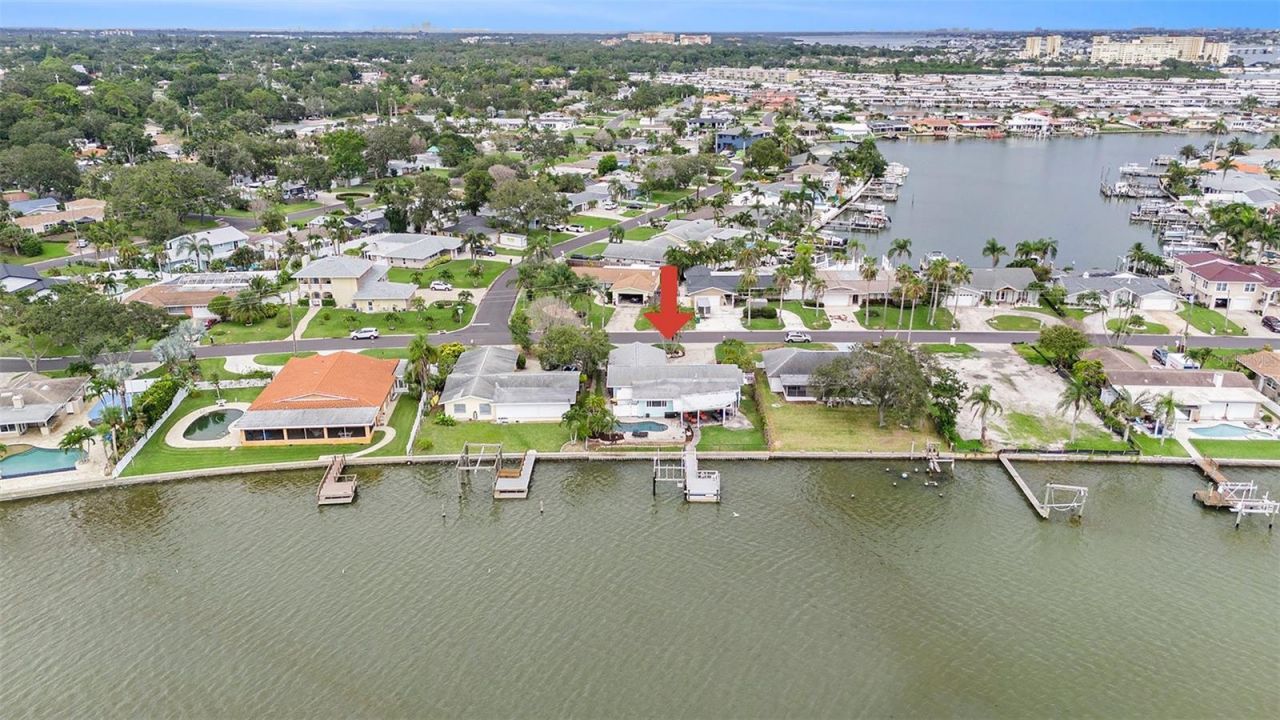 5694 Oakhurst Drive, Seminole, FL 33772 Photo