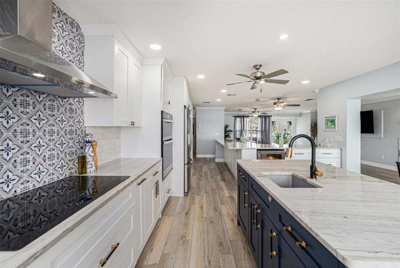 5694 Oakhurst Drive, Seminole, FL 33772 Photo