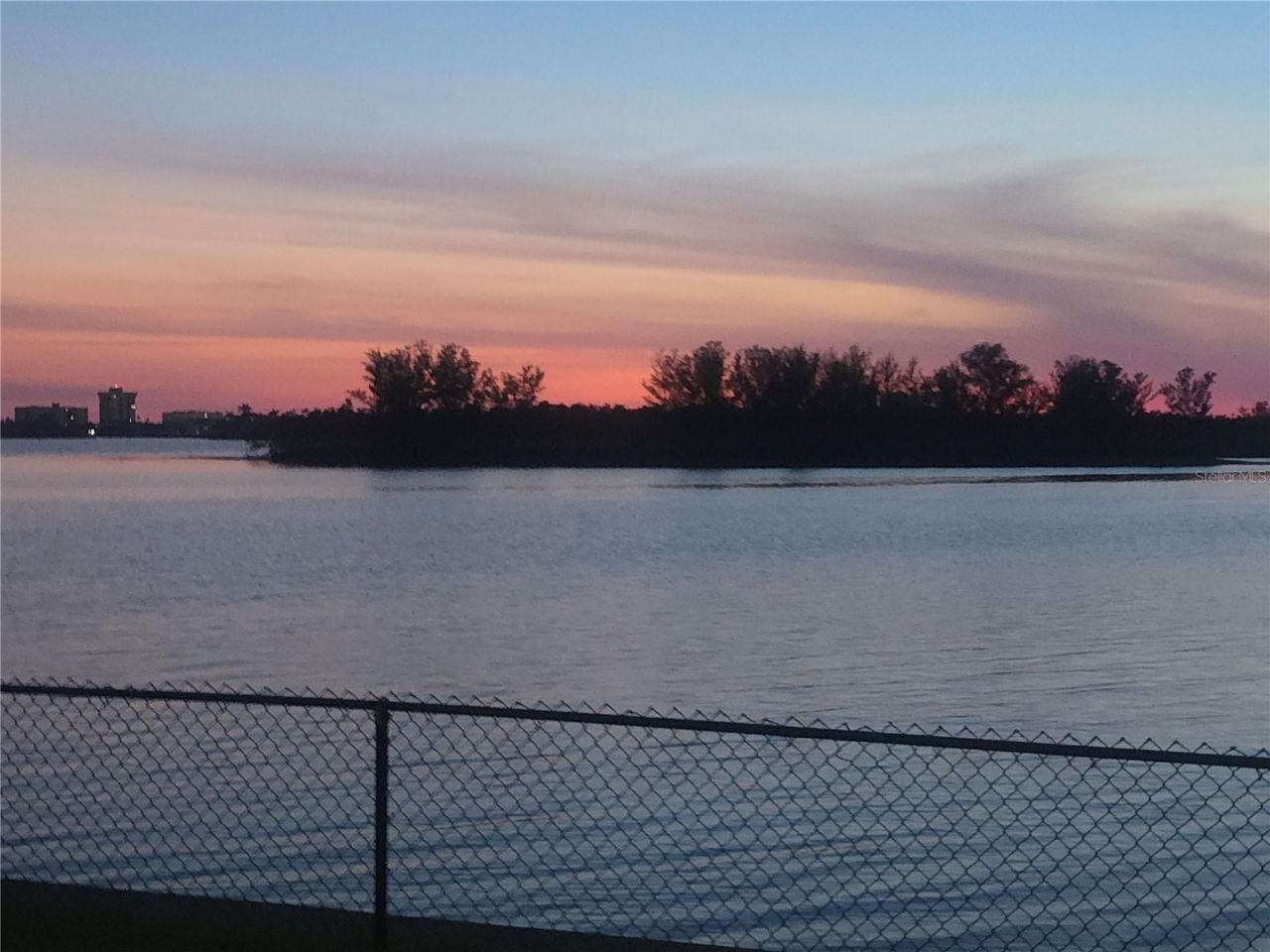 5694 Oakhurst Drive, Seminole, FL 33772 Photo