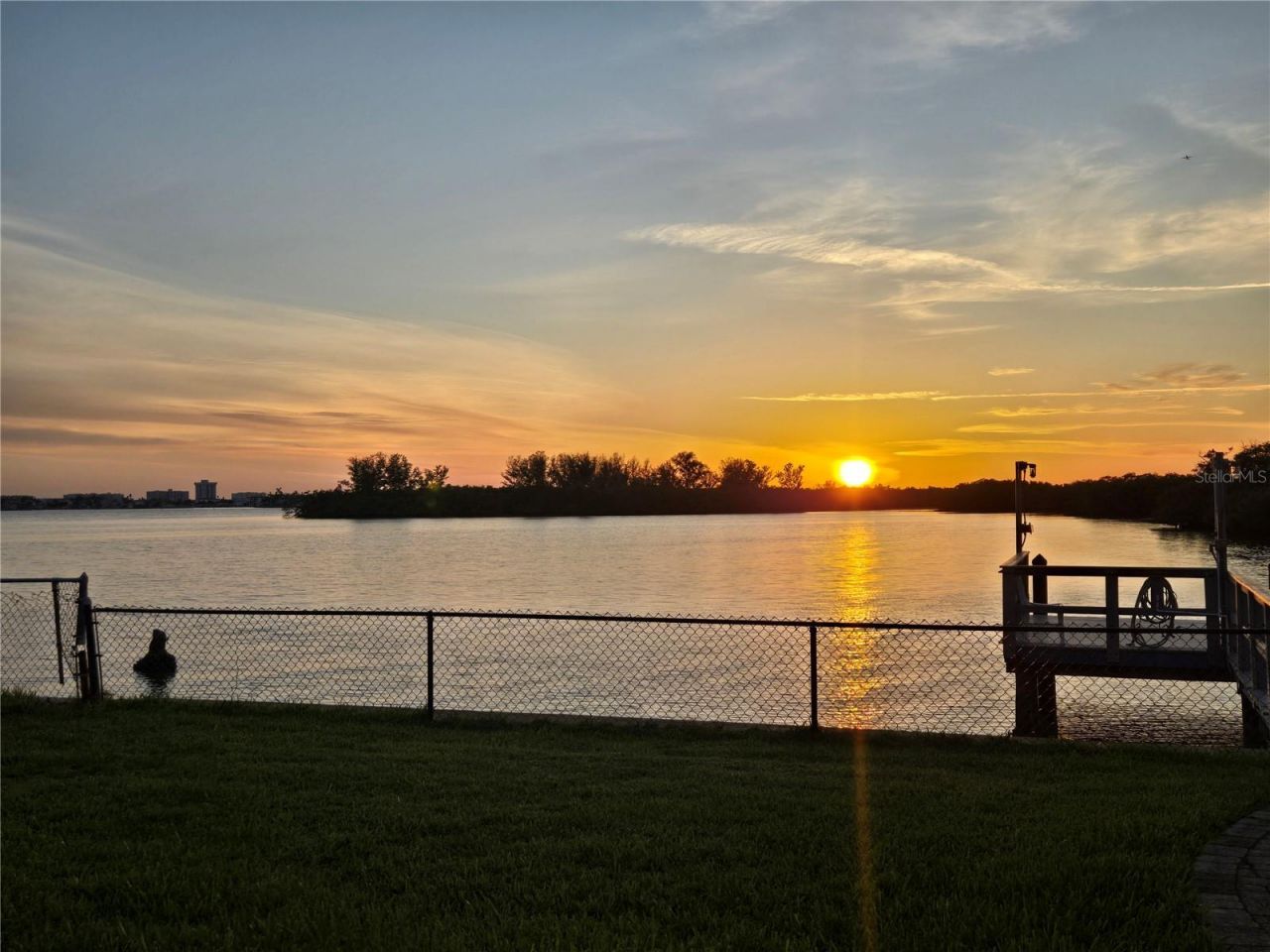 5694 Oakhurst Drive, Seminole, FL 33772 Photo