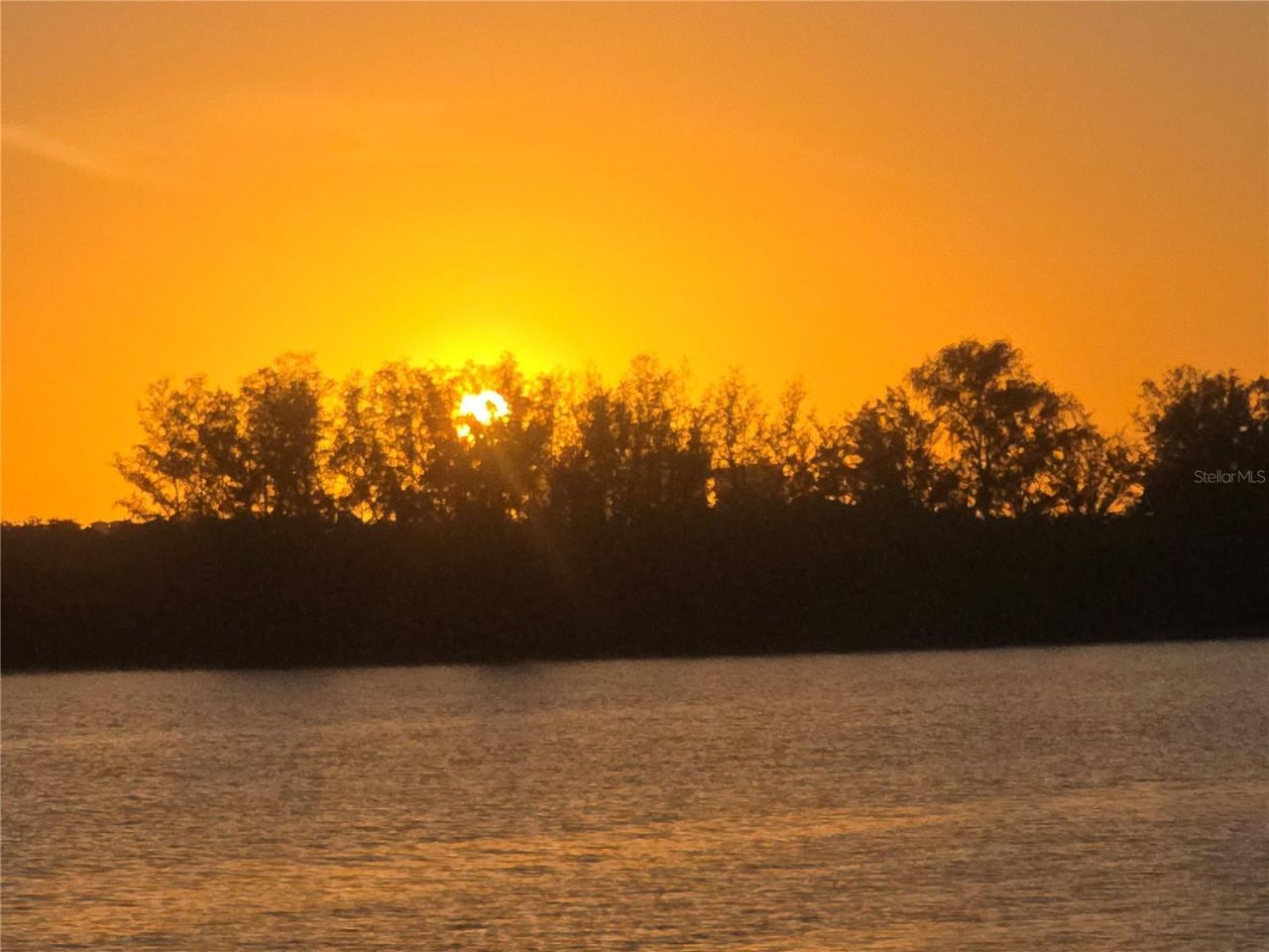 5694 Oakhurst Drive, Seminole, FL 33772 Photo