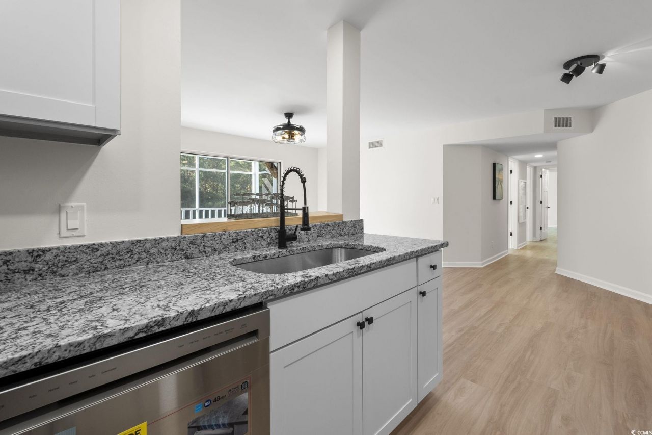 8861 Cloisters Ln. Photo 8