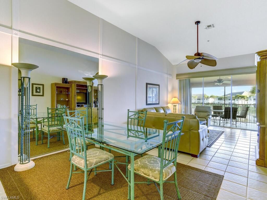 2220 Chesterbrook Ct, Unit 6-202, Naples, FL 34109 Photo