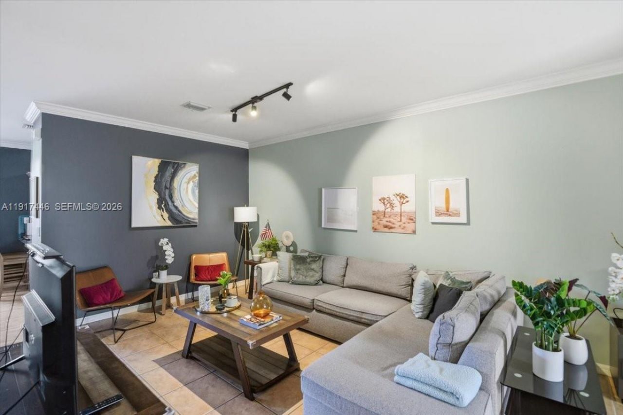 10891 SW 88th Ter, Miami, FL 33176 Photo