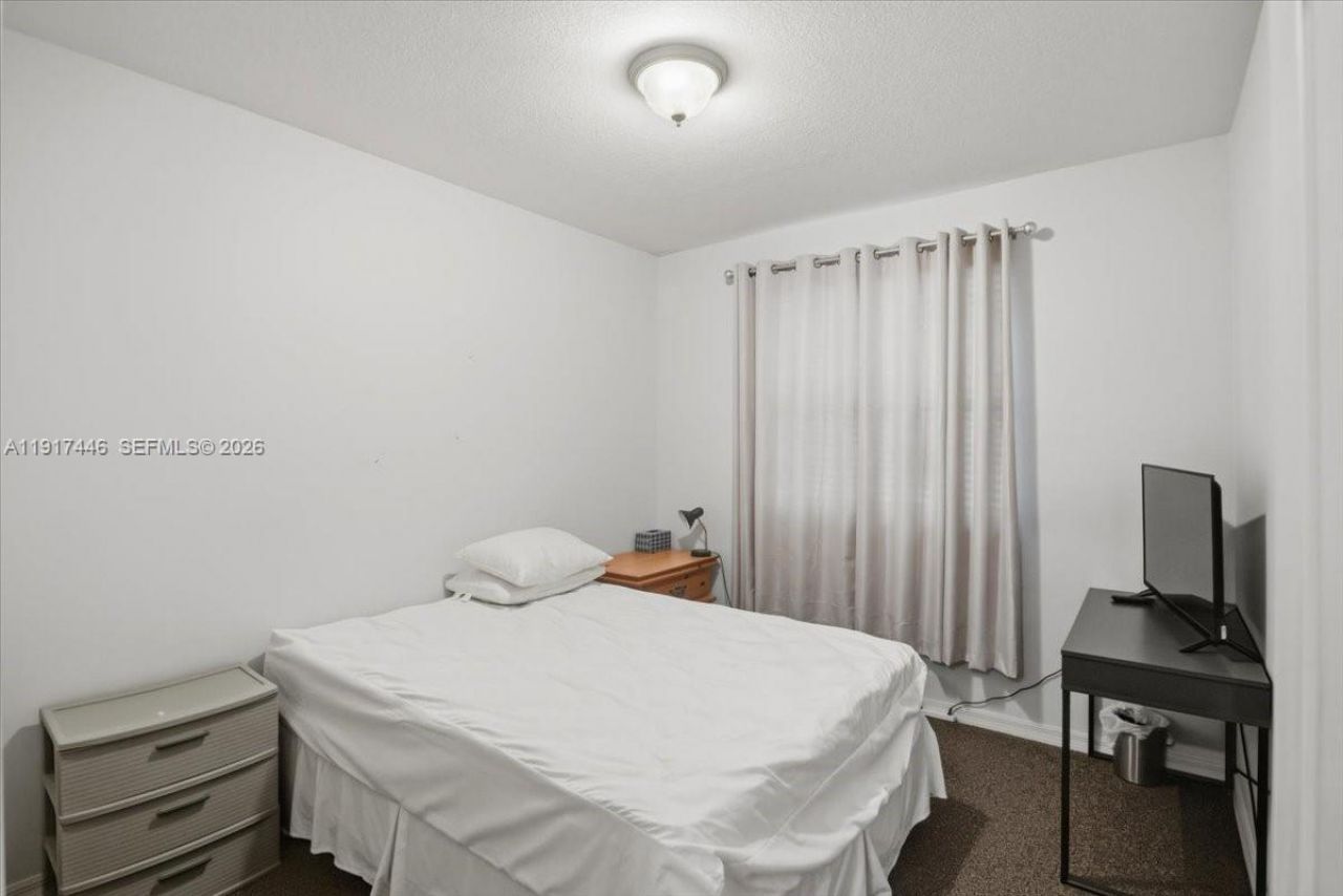 10891 SW 88th Ter, Miami, FL 33176 Photo