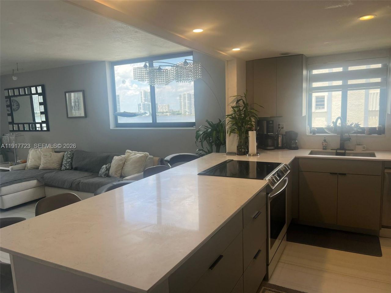 17878 N Bay Rd, Unit 507, Sunny Isles Beach, FL 33160 Photo