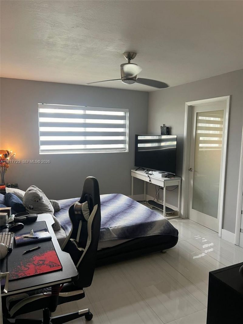 17878 N Bay Rd, Unit 507, Sunny Isles Beach, FL 33160 Photo
