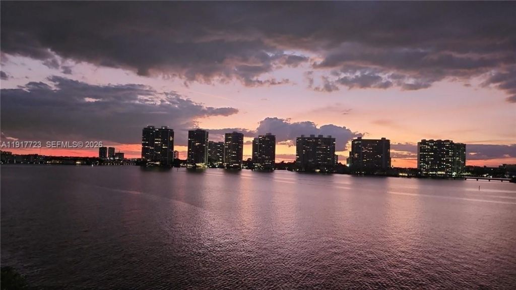 17878 N Bay Rd, Unit 507, Sunny Isles Beach, FL 33160 Photo