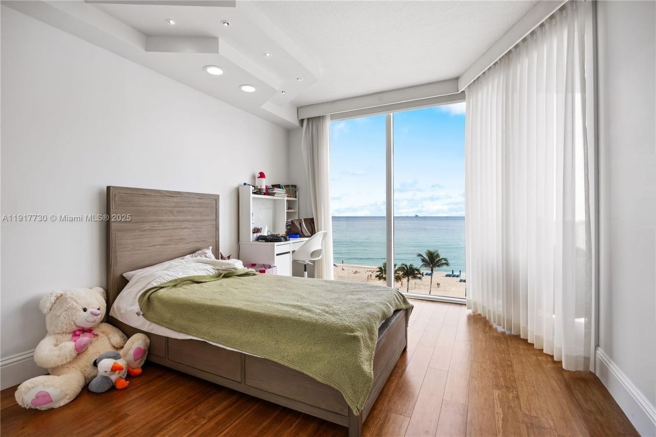 17555 Collins Ave, Unit 607, Sunny Isles Beach, FL 33160 Photo