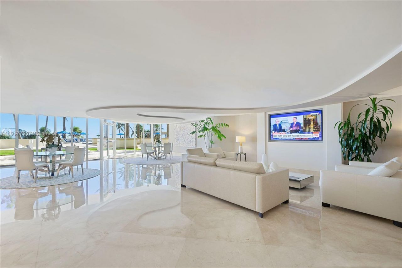 17555 Collins Ave, Unit 607, Sunny Isles Beach, FL 33160 Photo