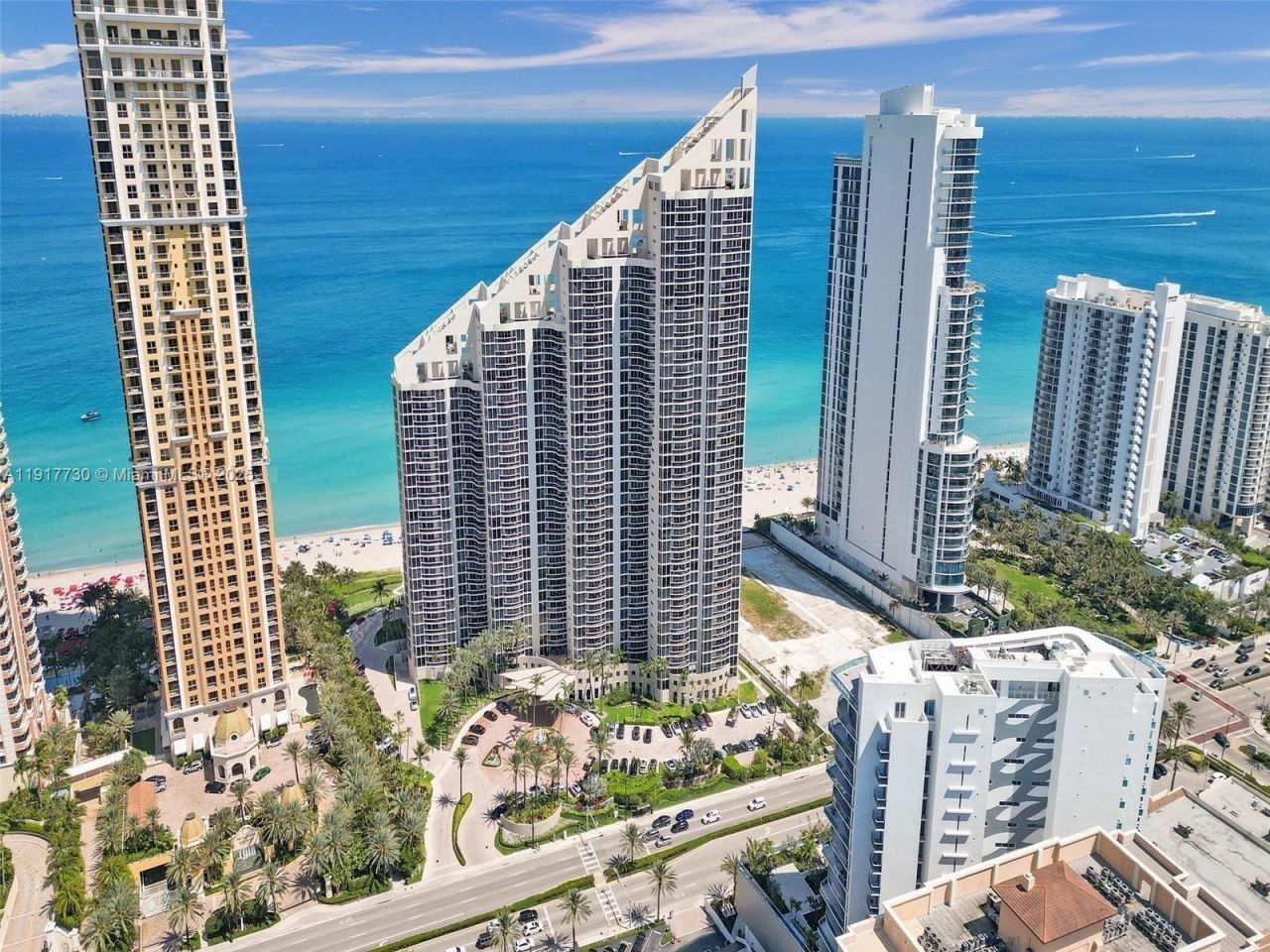 17555 Collins Ave, Unit 607, Sunny Isles Beach, FL 33160 Photo