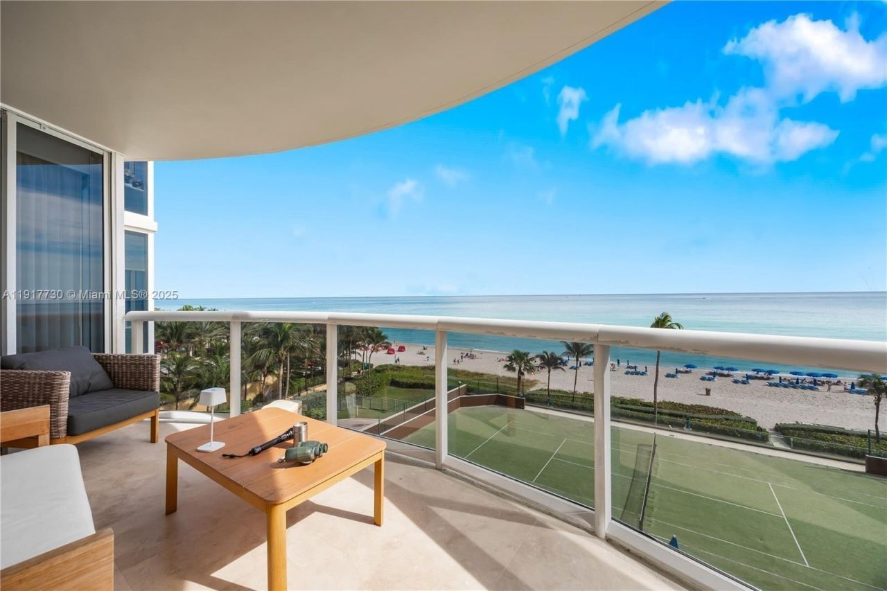 17555 Collins Ave, Unit 607, Sunny Isles Beach, FL 33160 Photo