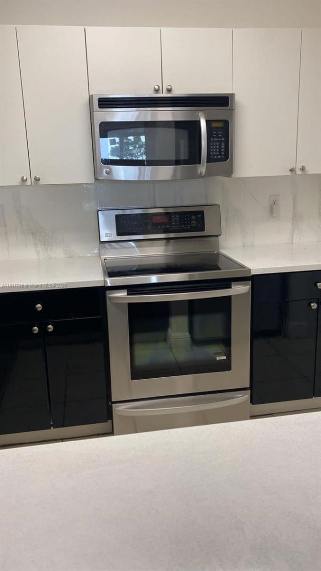 6930 Miami Gardens Dr, Unit 1-410, Hialeah, FL 33015 Photo