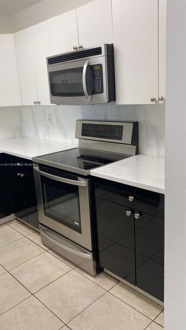 6930 Miami Gardens Dr, Unit 1-410, Hialeah, FL 33015 Photo