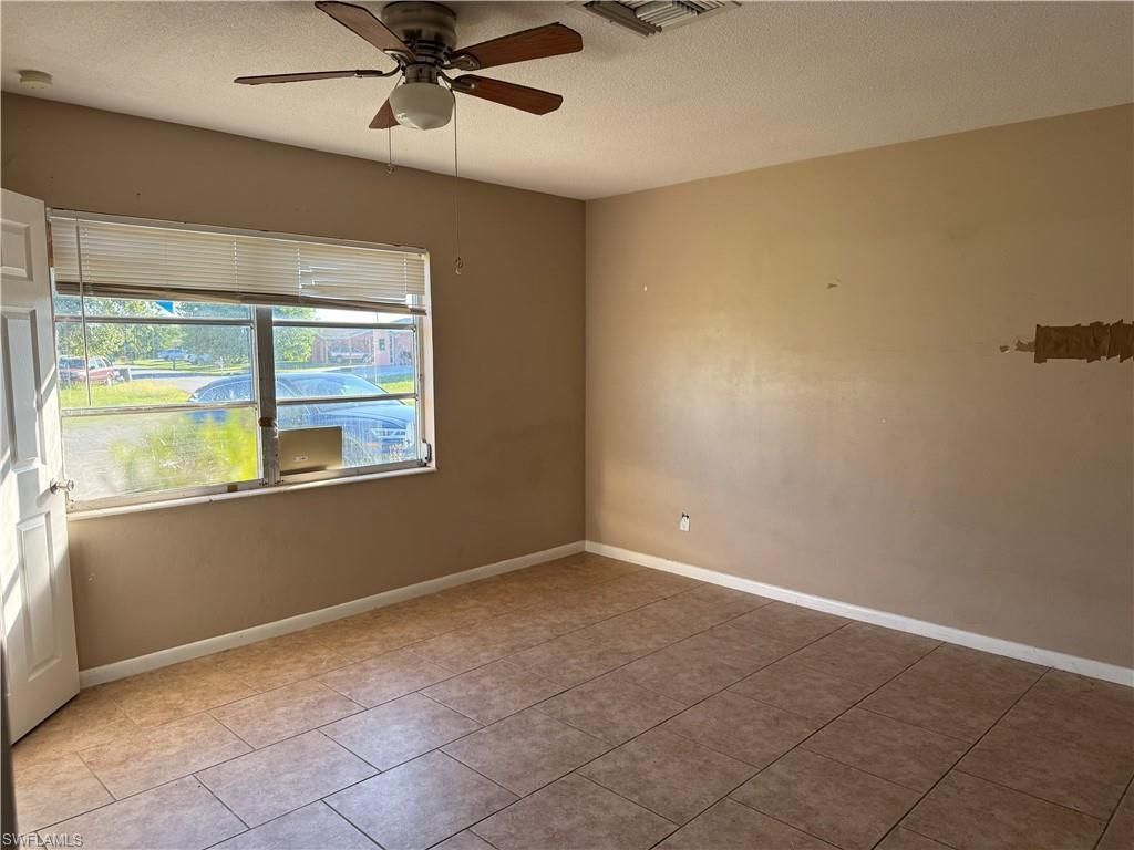 326 Morgan Cir N, Lehigh Acres, FL 33936 Photo