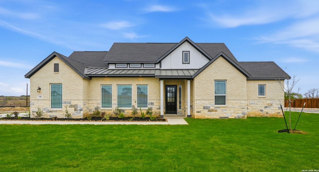 718 Niebla Creek, San Antonio, TX 78263 Main Photo