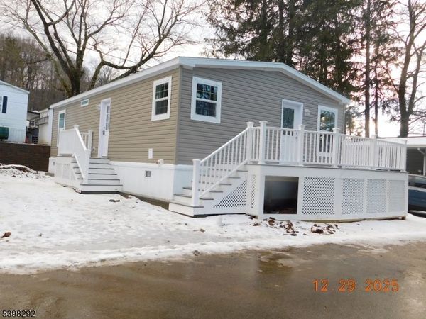 9 Front Street, Oxford, NJ 07863