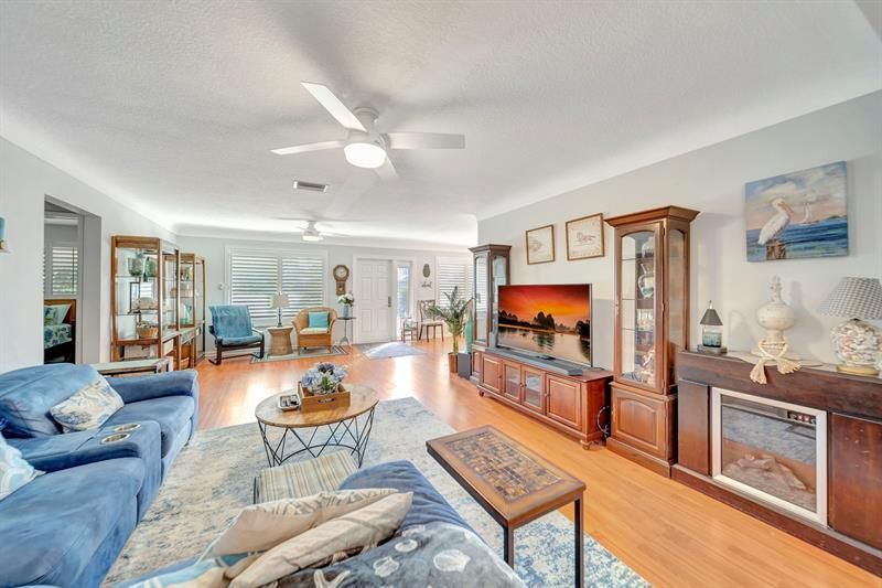 2611 NE 53rd Street, Lighthouse Point, FL 33064 Photo