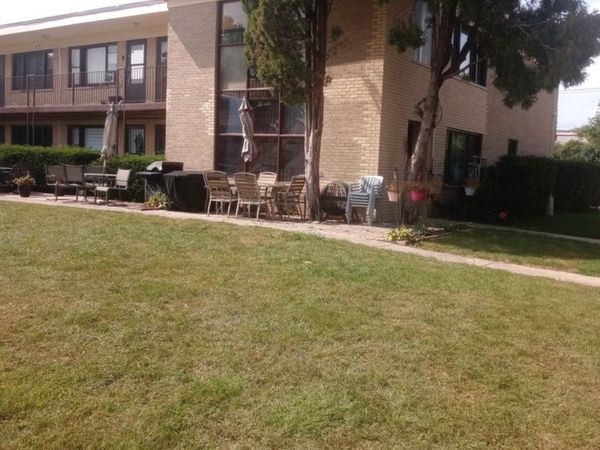 26 King Arthur Court, Unit 4, Northlake, IL 60164