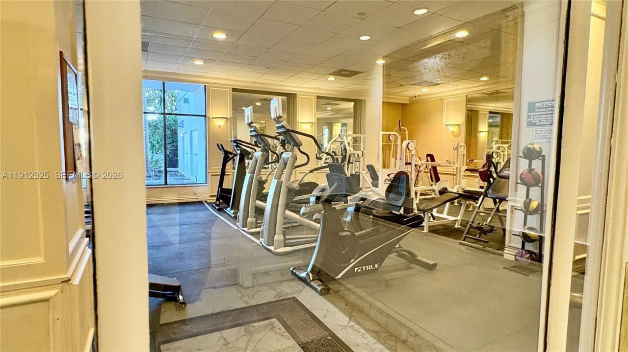 5700 Collins Ave, Unit 11B, Miami Beach, FL 33140 Photo