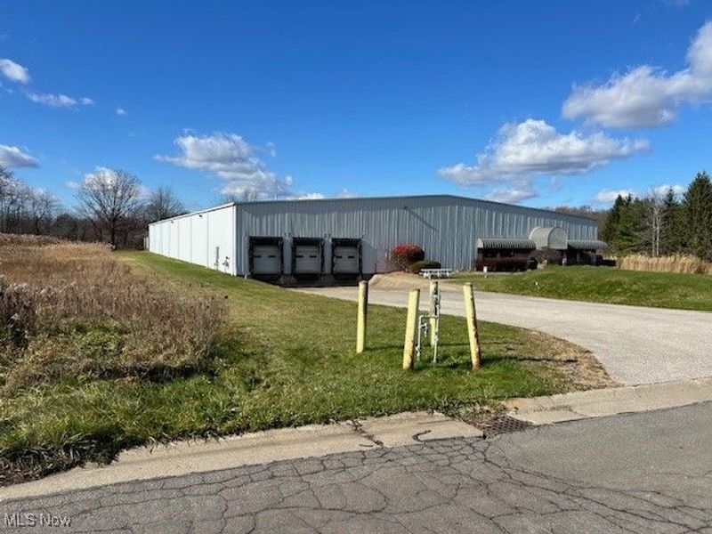 11783 Timber Point Trail, Mantua, OH 44255 Photo 2
