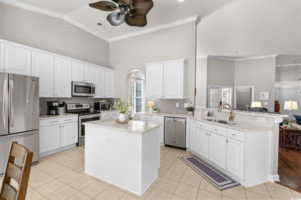 182 Winding River Dr. Photo 11