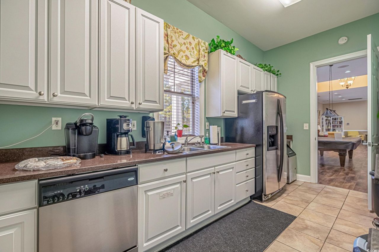 182 Winding River Dr. Photo 41