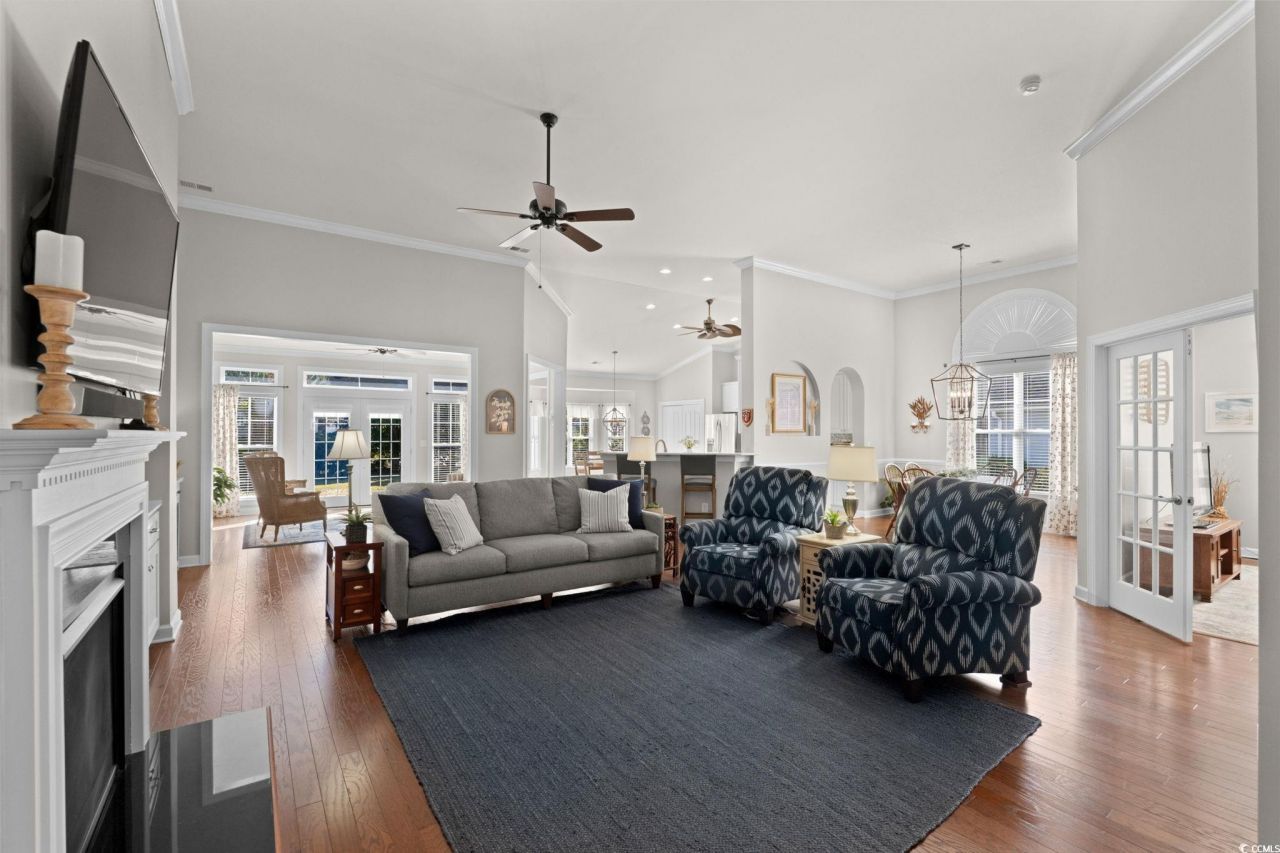 182 Winding River Dr. Photo 5